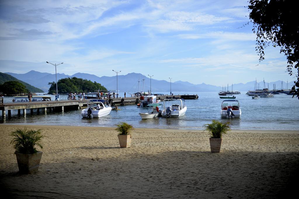 Pousada E Restaurante O Pescador Abraão Exterior foto